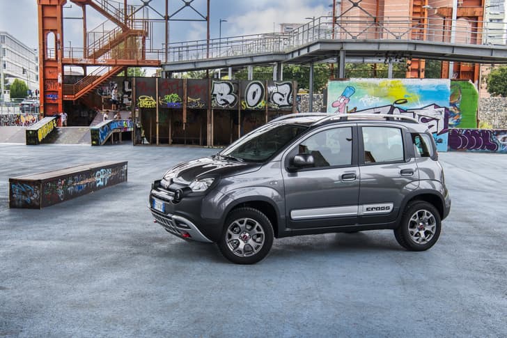 2017 Fiat Panda Cross photo gallery