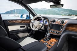 Bentley Bentayga diesel photo gallery
