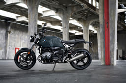 BMW R Nine T Pure, Racer photo gallery