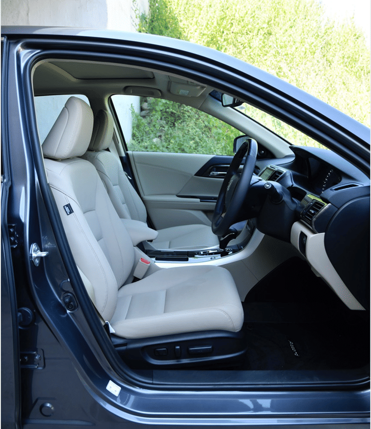 2016 Honda Accord Hybrid image gallery