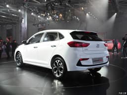 New 2016 Hyundai Verna hatchback image gallery