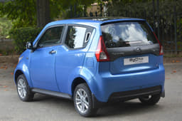 2016 Mahindra e2o Plus image gallery
