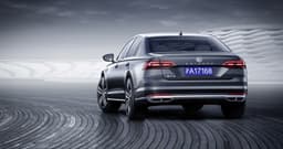 Volkswagen Phideon image gallery