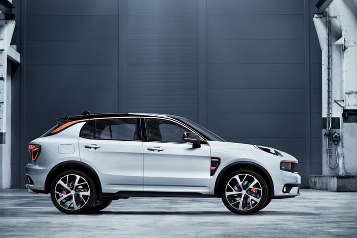 Lynk & Co 01 image gallery