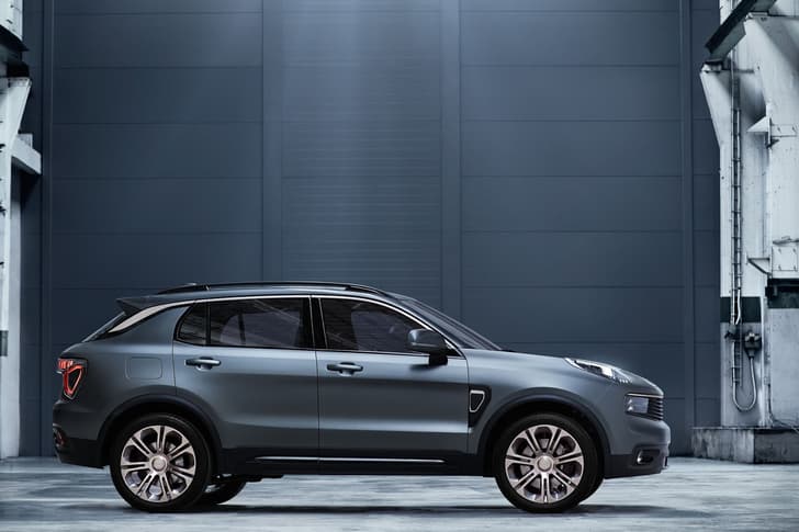 Lynk & Co 01 image gallery