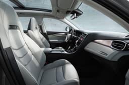 Lynk & Co 01 image gallery