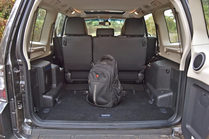 2016 Mitsubishi Montero image gallery