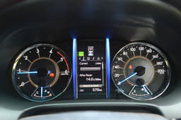 Meters remain illuminated throughout the day. MID has sharp font and is easy to read.