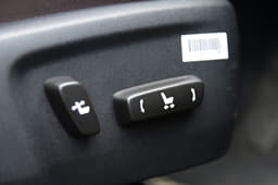 Eight-way adjustable driver’s seat.