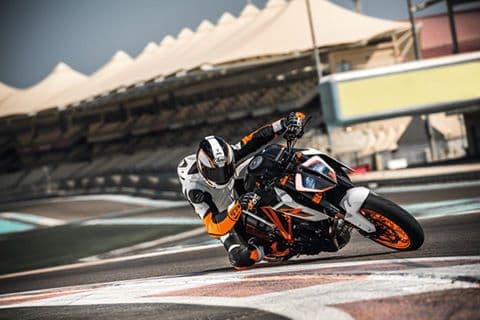 2017 KTM 1290 Super Duke R image gallery