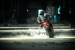 2017 KTM 125 Duke image gallery