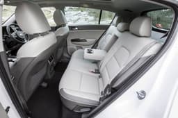 2016 Kia Sportage image gallery