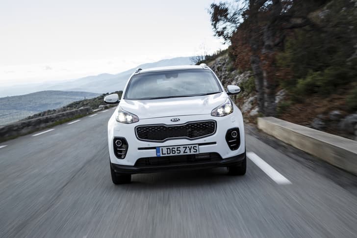 2016 Kia Sportage image gallery