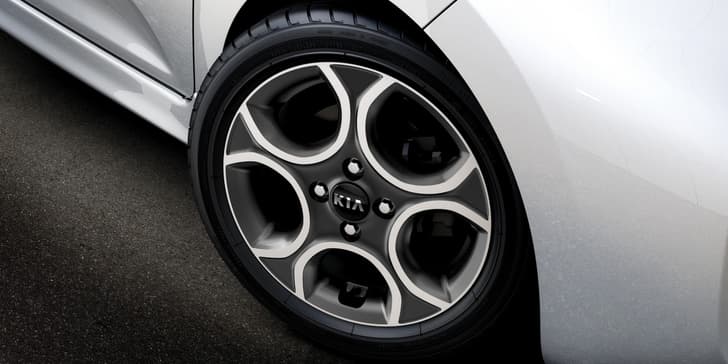 2016 Kia Picanto image gallery