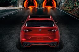 2017 Alfa Romeo Stelvio SUV image gallery