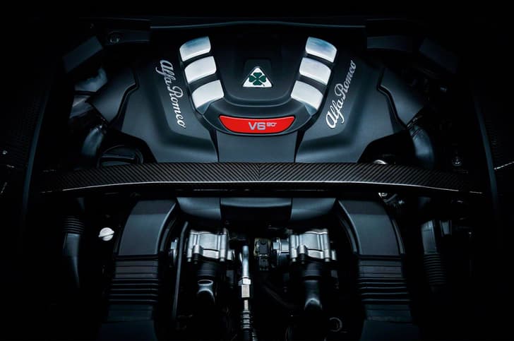 2017 Alfa Romeo Stelvio SUV image gallery