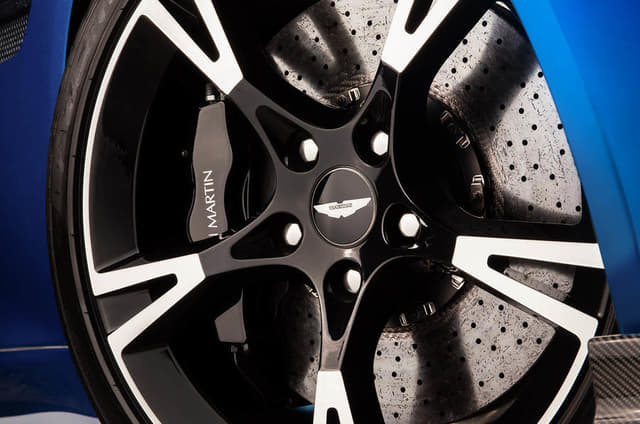 Alloy Wheels Image - 16442