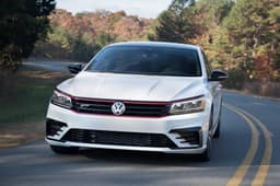 2017 Volkswagen Passat GT concept image gallery