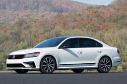 2017 Volkswagen Passat GT concept image gallery