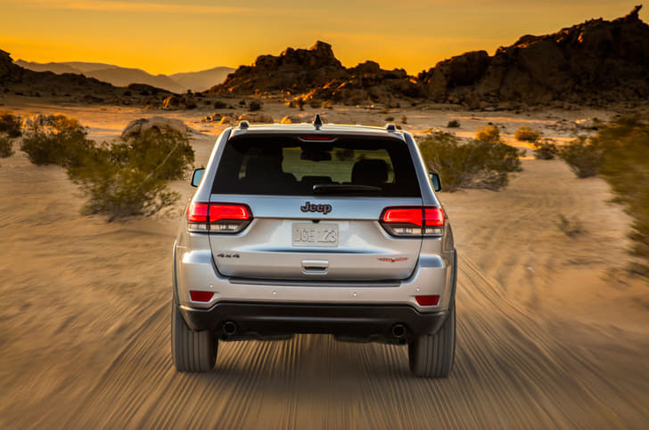 Jeep Grand Cherokee Trailhawk image gallery