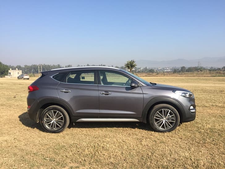 2016 Hyundai Tucson image gallery