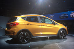 2017 Ford Fiesta image gallery