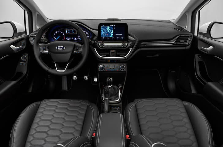 2017 Ford Fiesta image gallery