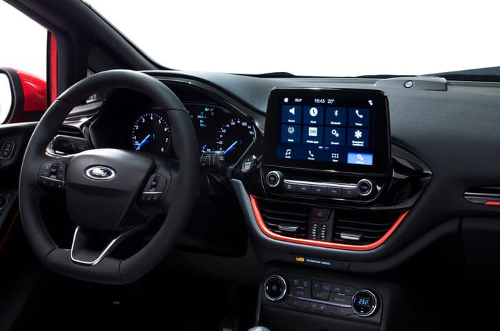 2017 Ford Fiesta image gallery
