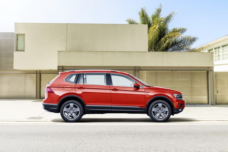 2017 Volkswagen Tiguan Allspace image gallery