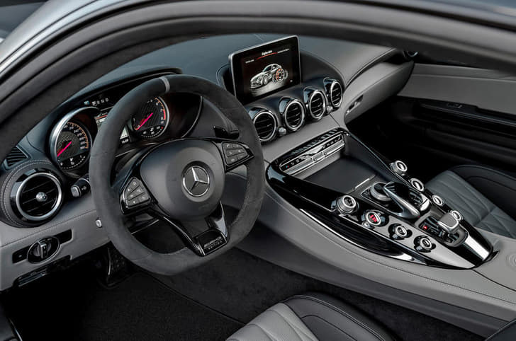 2017 Mercedes-AMG GT image gallery