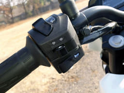 2017 Bajaj Dominar 400 image gallery