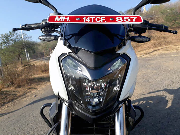 2017 Bajaj Dominar 400 image gallery