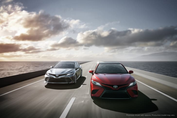 2017 Toyota Camry image gallery