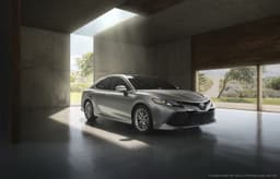 2017 Toyota Camry image gallery