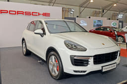 Porsche Cayenne Turbo.