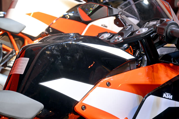 2017 KTM RC 390, RC 200 image gallery