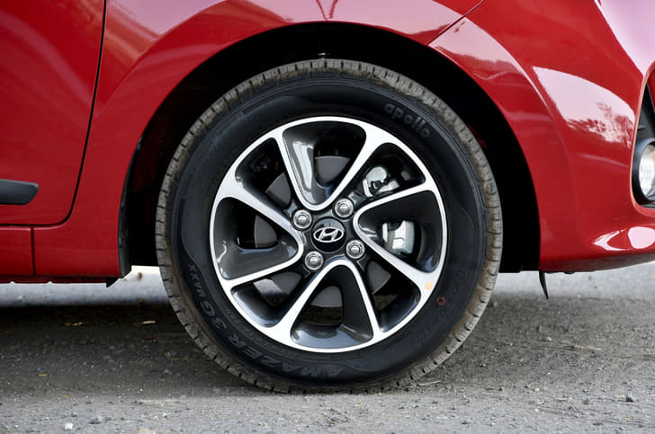 2017 Hyundai Grand i10 facelift image gallery