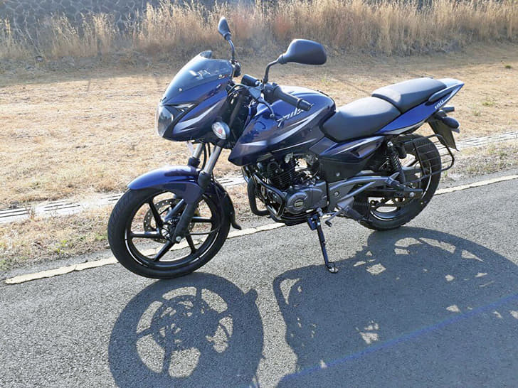2017 Bajaj Pulsar 180 image gallery