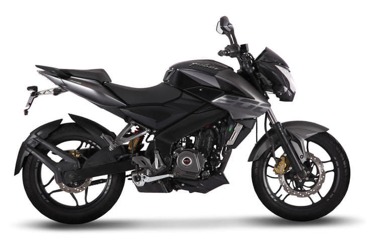 2017 Bajaj Pulsar NS200 image gallery