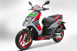 2017 Aprilia SR150 Race image gallery