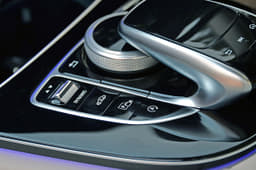 New 2017 Mercedes E-class long-wheelbase photo gallery