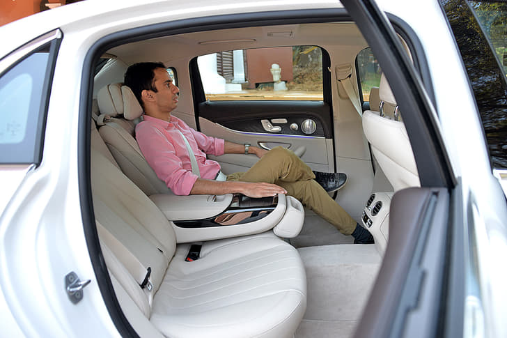 New 2017 Mercedes E-class long-wheelbase photo gallery