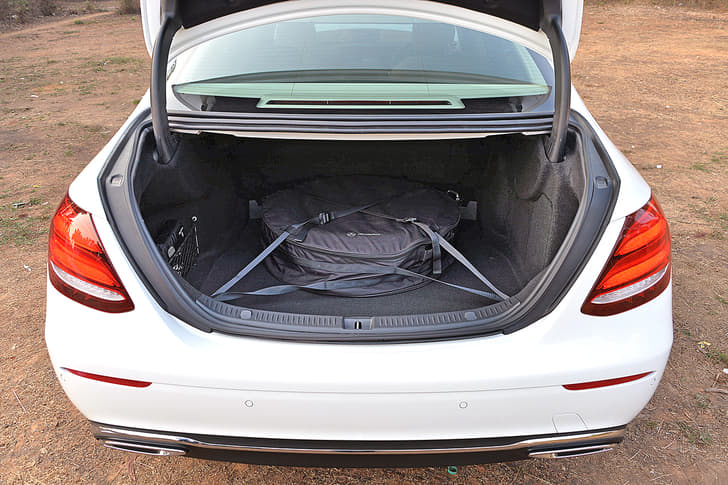 New 2017 Mercedes E-class long-wheelbase photo gallery