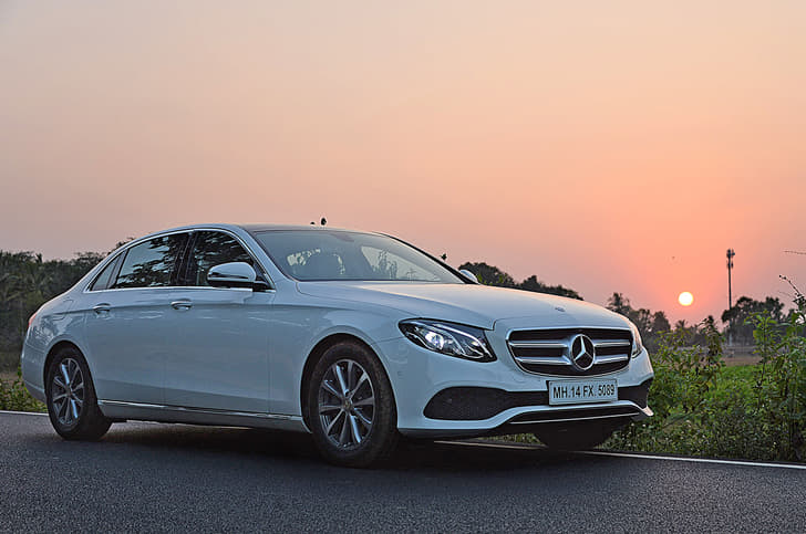 New 2017 Mercedes E-class long-wheelbase photo gallery