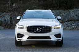 2017 Volvo XC60 image gallery