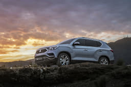 2017 SsangYong Rexton image gallery