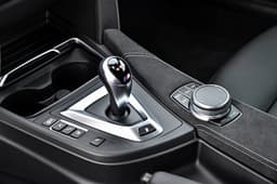 2018 BMW M4 CS image gallery