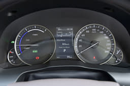 2017 Lexus ES300h image gallery