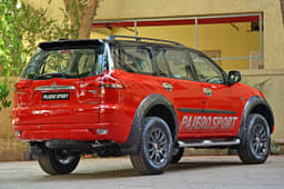2017 Mitsubishi Pajero Sport Select Plus image gallery