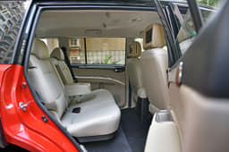 2017 Mitsubishi Pajero Sport Select Plus image gallery